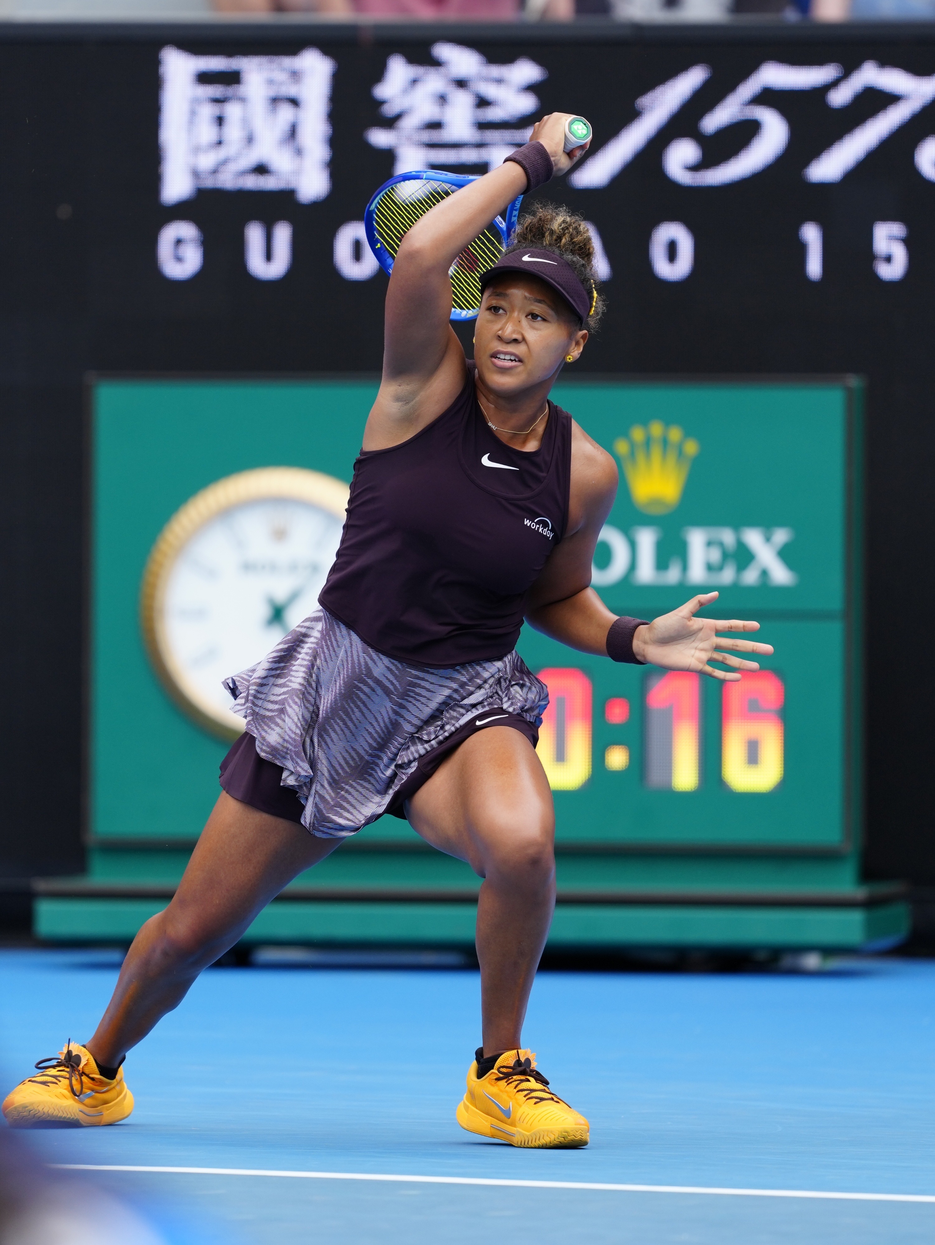 包含大坂直美回归赛场，连败首场状态亮眼，快船观众沸腾！的词条