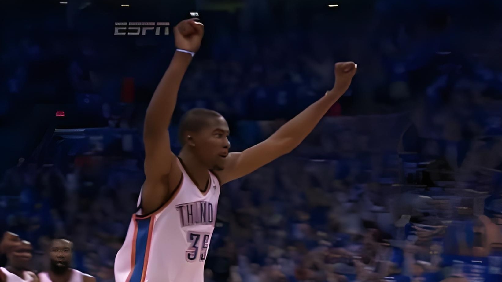 杜兰特爆冷击败皇家马德里,绝杀引爆全场!的简单介绍 杜兰特爆冷击败皇家马德里,绝杀引爆全场!的简单介绍