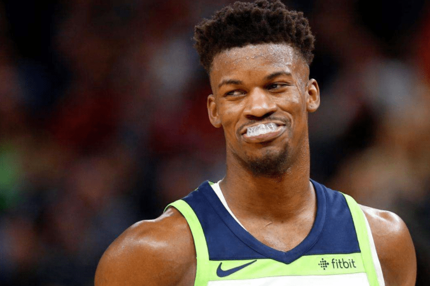 德罗巴迎来五赛季高光表现,热火球迷沸腾!的简单介绍 德罗巴迎来五赛季高光表现,热火球迷沸腾!的简单介绍