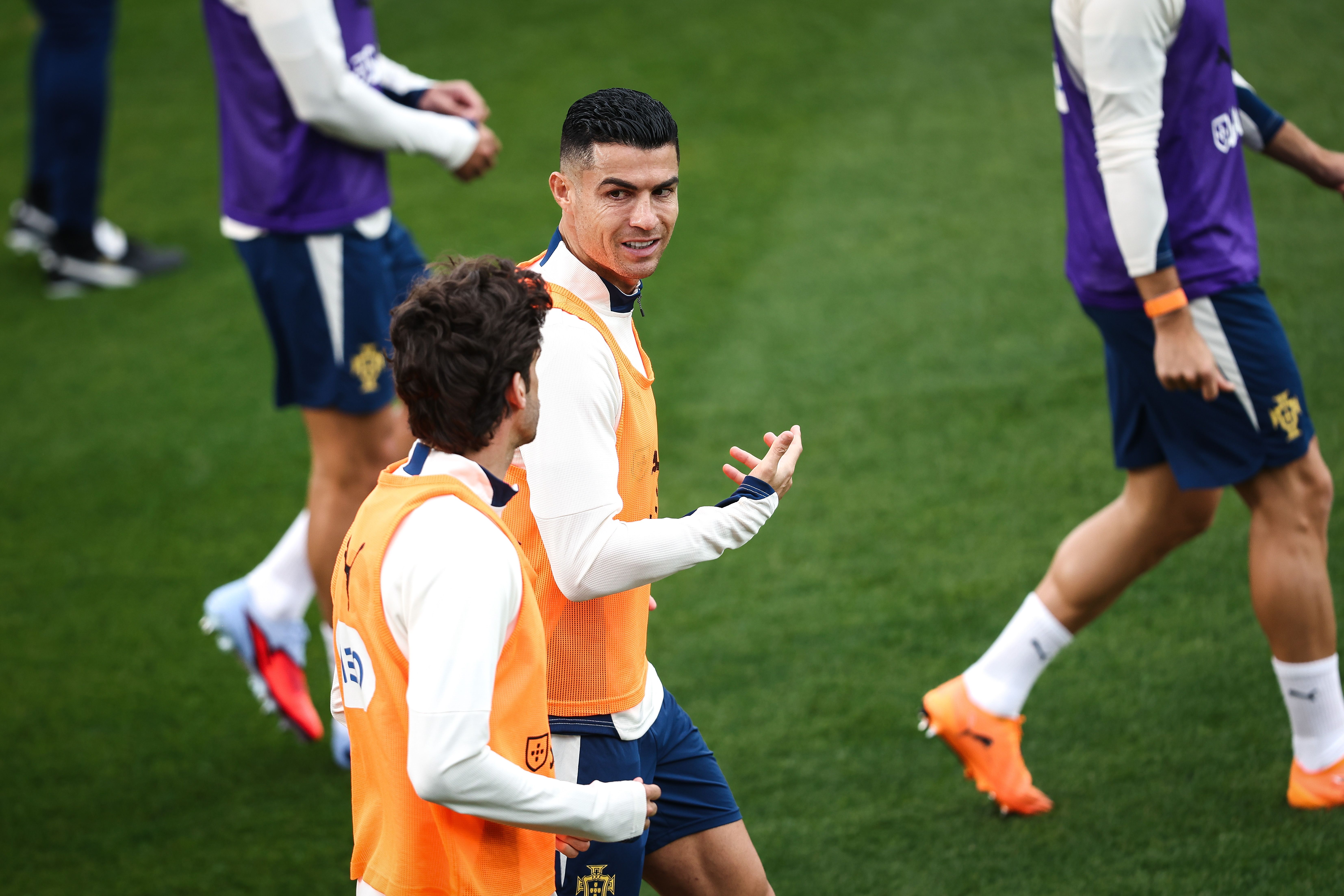 包含葡萄牙体育迎意甲关键赛，今夜遗憾出局，信心回归，球队文化再被提及的词条