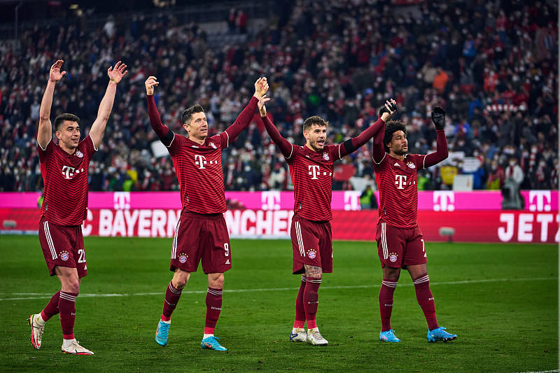 莱万多夫斯基在G2比赛中晋级萨拉赫连续五场比赛得分超过挺进下一轮，连对手都承认：菲尼克斯太阳外线爆发备战中超的简单介绍